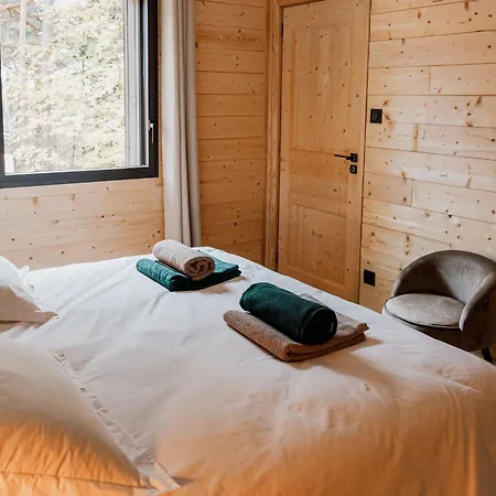 Holiday home Luxe Au Golf Avec Bain A Remous, Piscine, Salles De Sport Et Bien-etre, Jeux Pour Tous Ages - Fr-1-582-371 Le Chambon-sur-Lignon