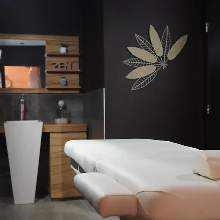 Hébergement de vacances Luxe Au Golf Avec Bain à Remous, Piscine, Salles De Sport Et Bien-être, Jeux Pour Tous âges - Fr-1-582-371 *