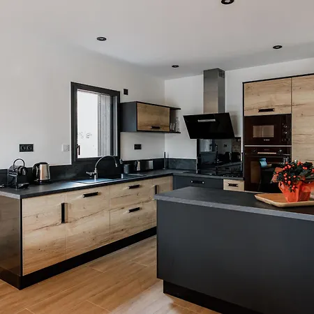 Vakantiehuis Luxe Au Golf Avec Bain A Remous, Piscine, Salles De Sport Et Bien-etre, Jeux Pour Tous Ages - Fr-1-582-371 Le Chambon-sur-Lignon